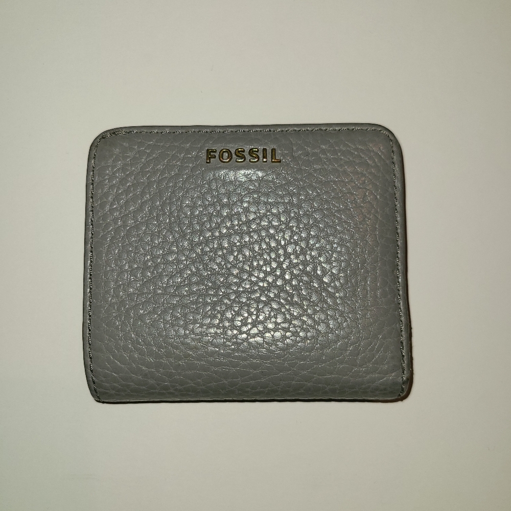 Fossil Gray Leather Wallet